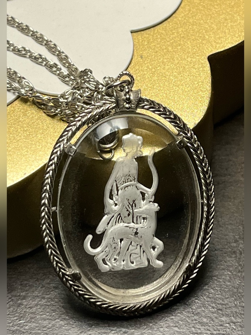 Avon 1973 Diana the Huntress Glass Intaglio Pendant
